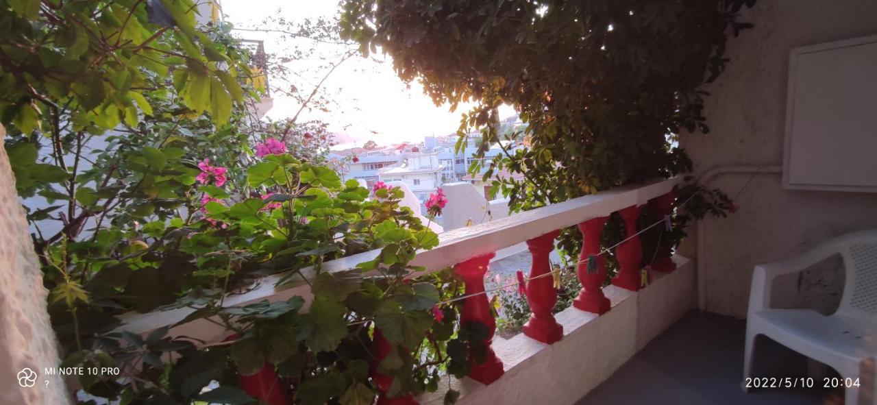 Odysseas Hotel Samos Eksteriør billede