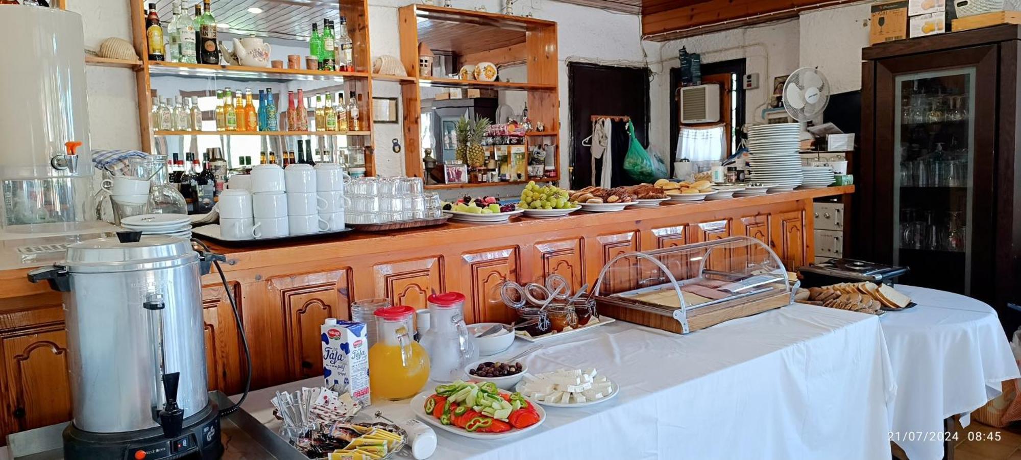 Odysseas Hotel Samos Eksteriør billede